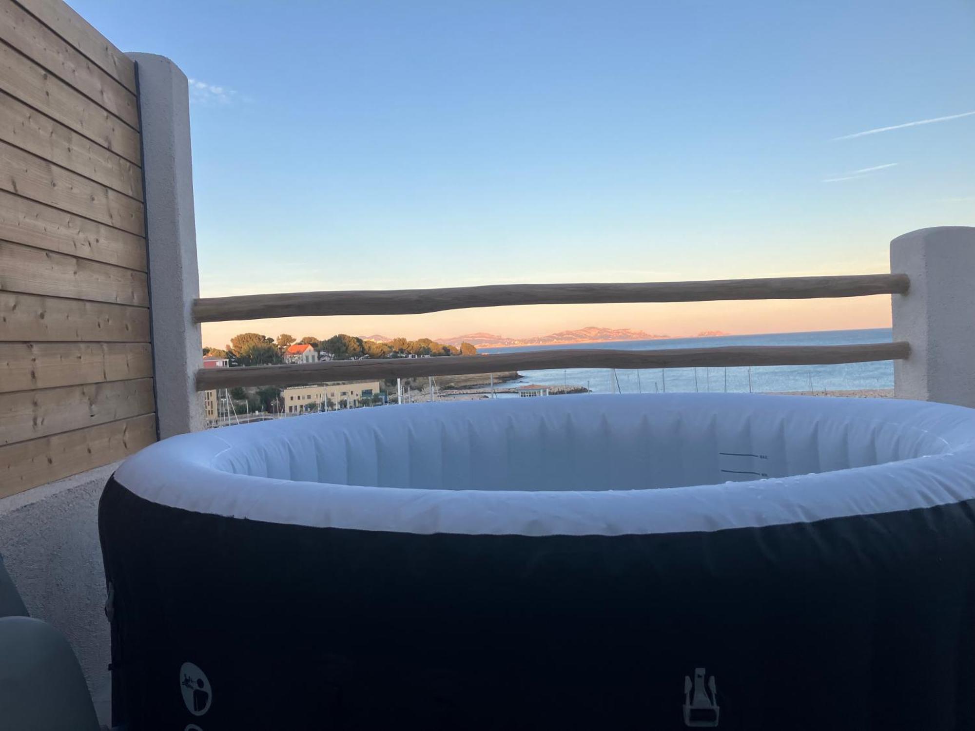 T2 Vue Sur Le Port Jacuzzi Terrasse Et Parking Daire Carry-le-Rouet Dış mekan fotoğraf